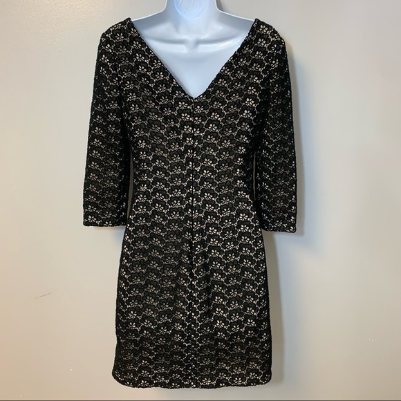 Diane Von Furstenberg Sarita Acorn Black Lace  Dress Size 2 - Picture 5 of 9